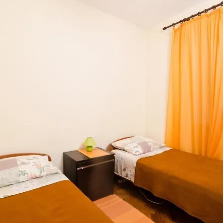 Lejlighed Curic - Twin With Shared Bathroom *